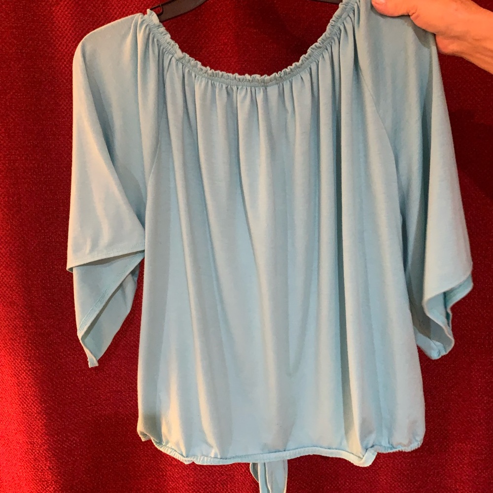 Turquoise top - Picture 2 of 4